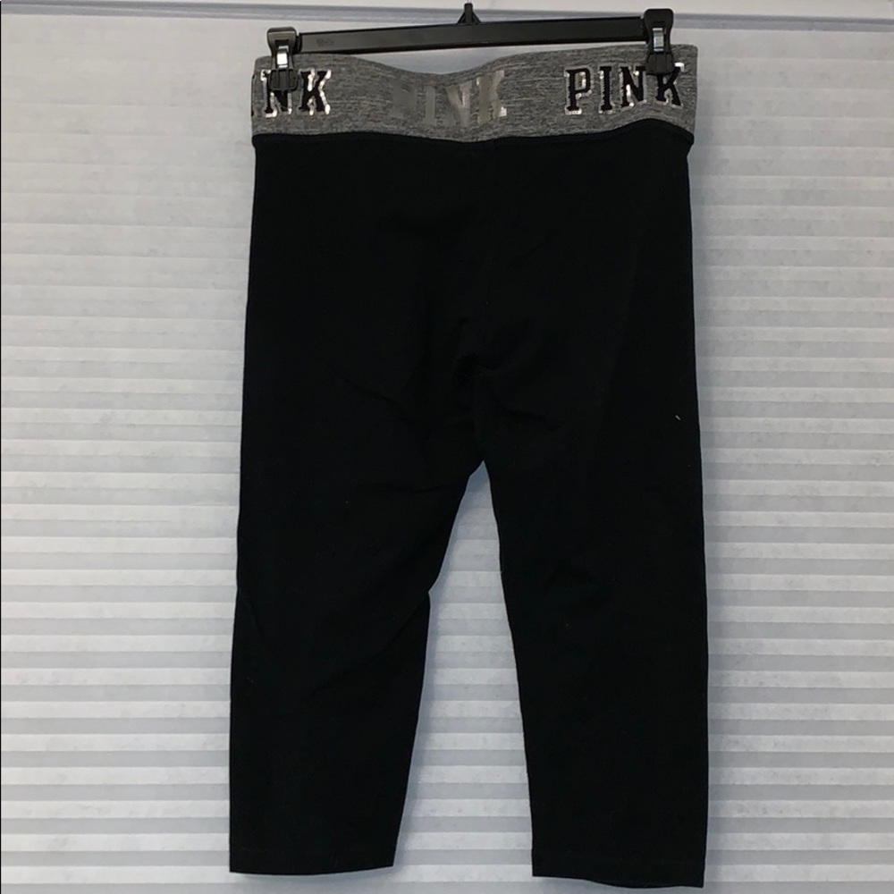 Pink cropped leggings